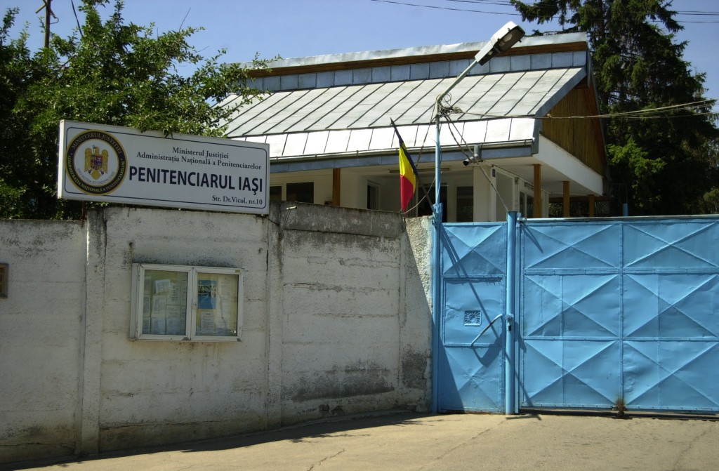 Iaşi: Penitenciarul de Maximă Siguranţă, dat în judecată de angajaţi