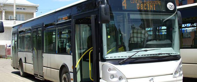 Suceava: Angajaţii din transportul public local cer majorarea salariilor cu 20% şi plata orelor suplimentare