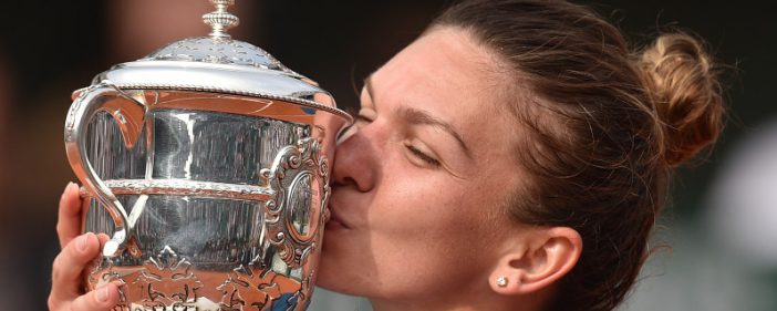 Simona Halep revine astăzi în țară