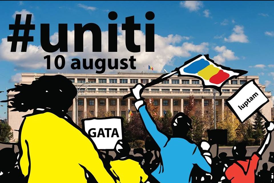 Iaşi: O coloană de maşini a plecat din Piaţa Unirii la protestul de la Bucureşti