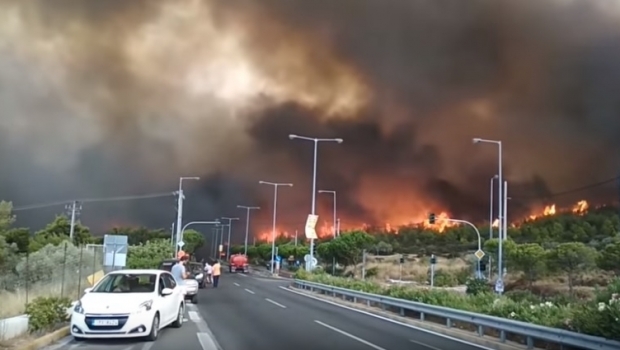 Bilanţul incendiilor care au devastat staţiunea Mati din estul Atenei a ajuns la 94 de morţi