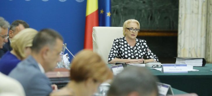 Guvernul a adoptat rectificarea bugetară, fără avizul CSAT