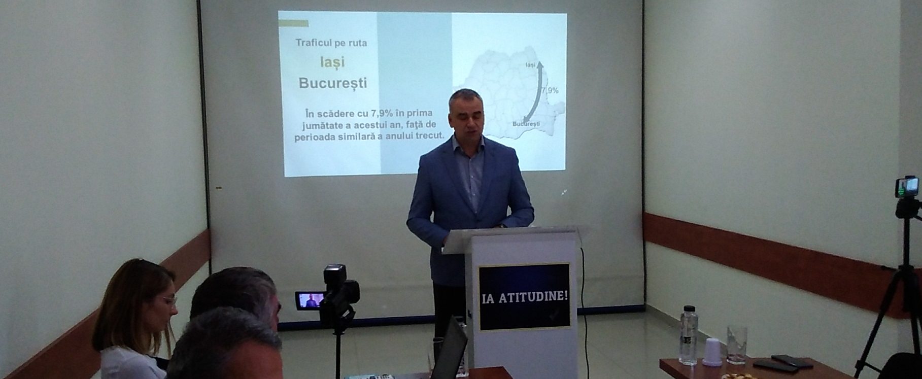 (AUDIO/FOTO) Iaşi: Marius Bodea, despre suspendarea zborurilor din România de către compania Ernest Airlines