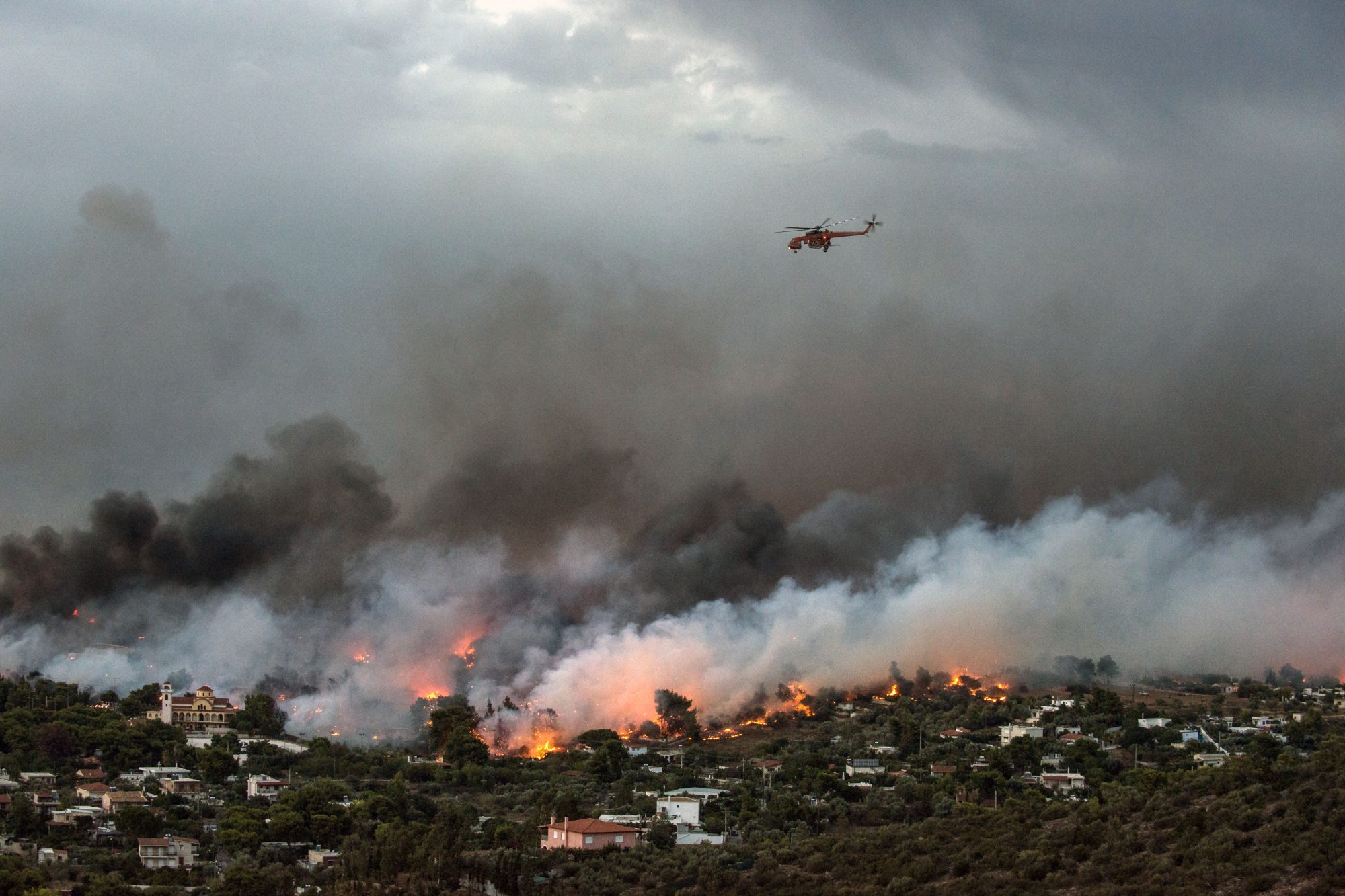 Atenţionare de călătorie MAE: Republica Elenă – menţinere risc de incendii de vegetaţie