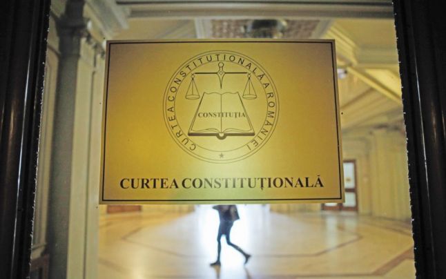 CCR: O prevedere din Legea pensiilor, declarată neconstituţională