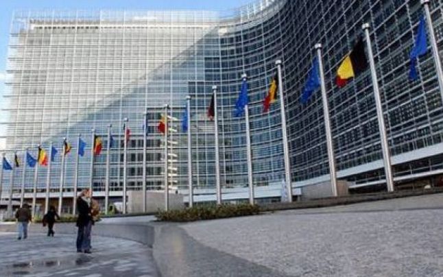 Comisia europeană a respins proiectul de buget pe 2019 al guvernului italian