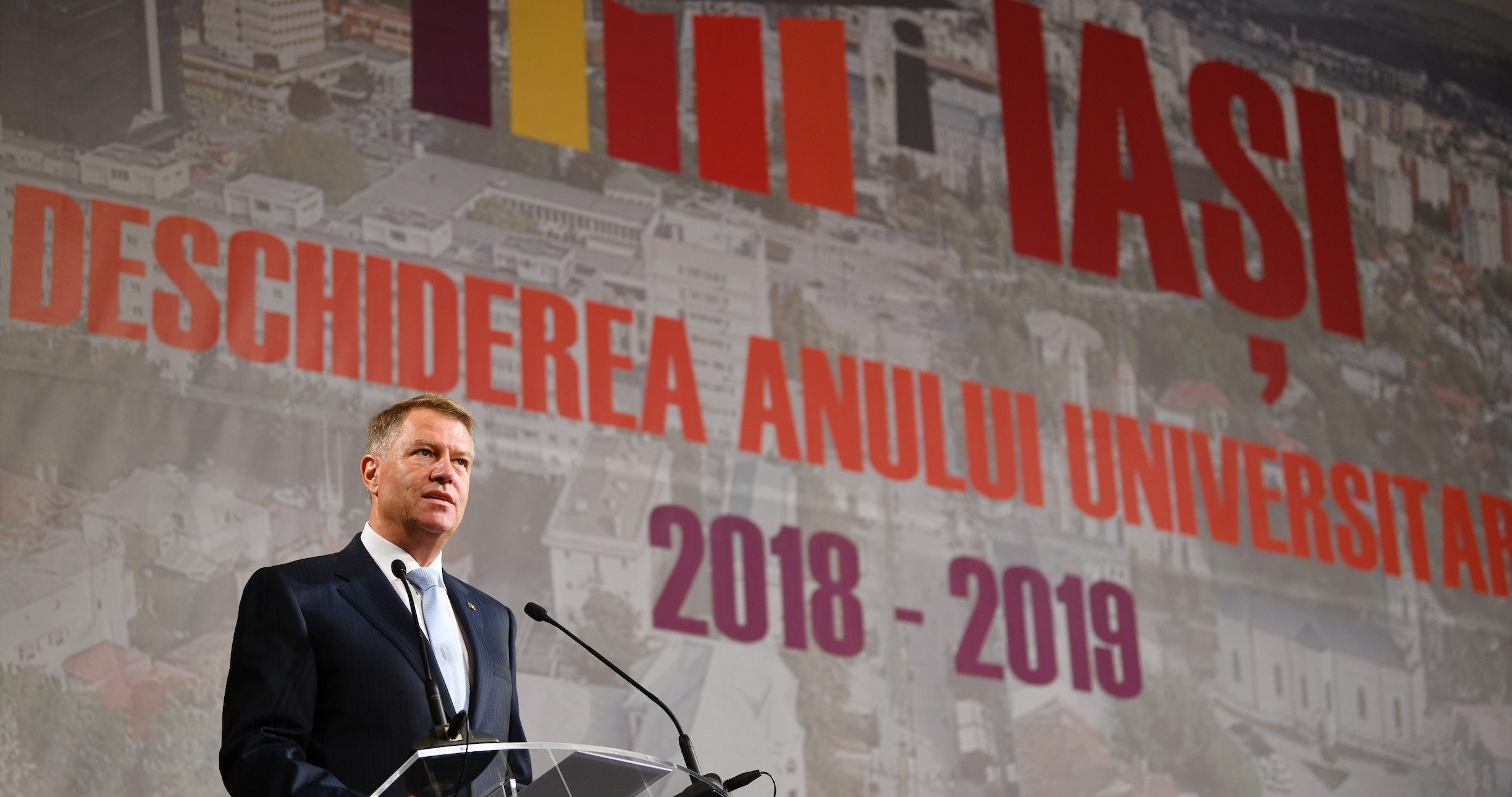 (UPDATE/AUDIO/FOTO) Iaşi: Klaus Iohannis, la deschiderea anului universitar