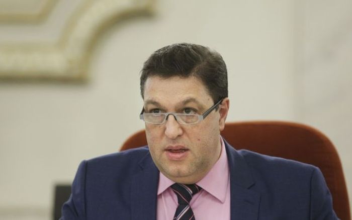 Şerban Nicolae: Din 7 octombrie, dispoziţiile Codului civil referitoare la căsătorie sunt susceptibile de neconstituţionalitate