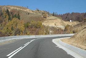 S-a redeschis circulaţia pe Transalpina, cea mai înaltă şosea din România