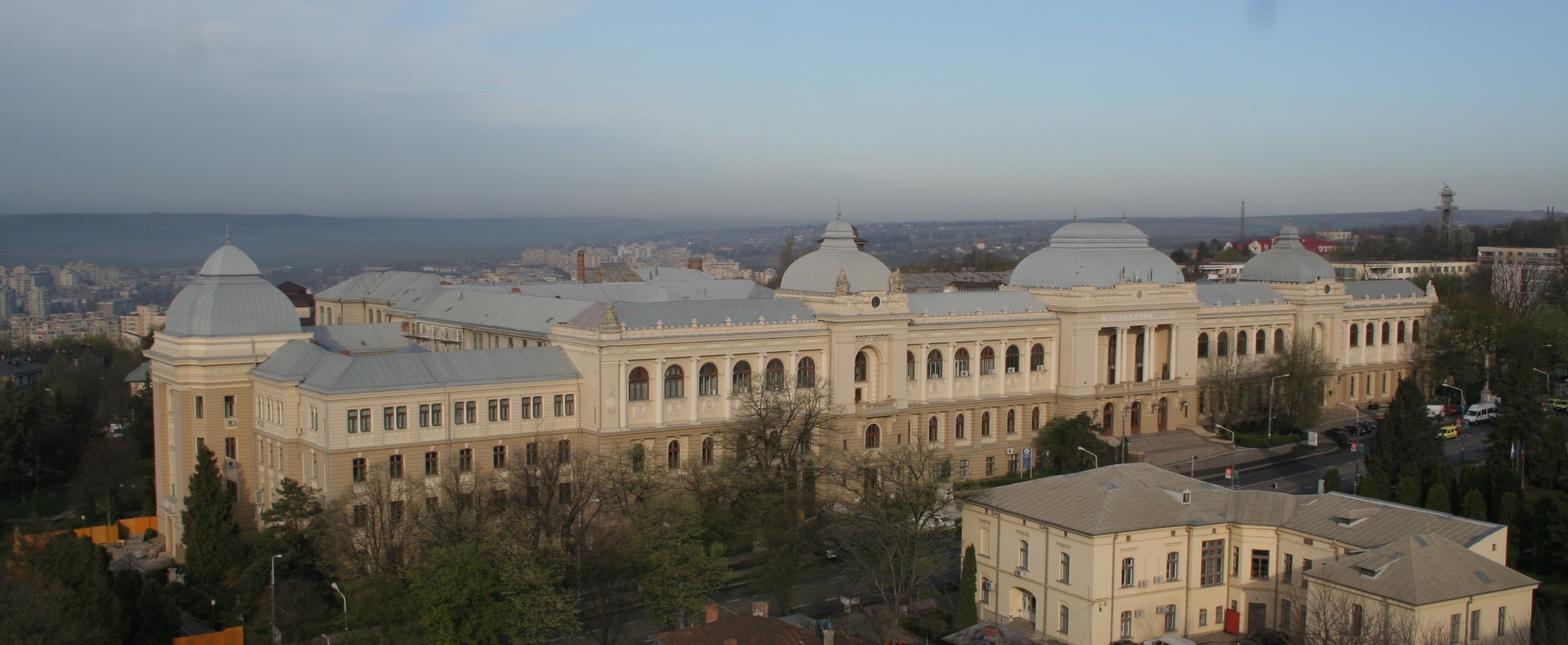 1 octombrie – deschiderea anului universitar. Noutăți, informații privind cazările, proiecte la Universitatea ”Alexandru Ioan Cuza” Iași. Emisiunea ”Bună dimineața” (1.10.2018)