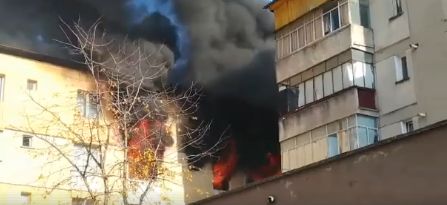 Primăria Piatra-Neamţ va aloca 50.000 lei locatarilor din blocul afectat de explozia de miercuri