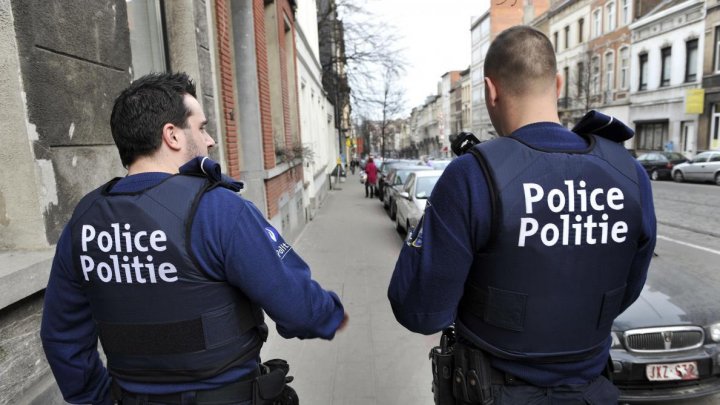 Belgia: Un poliţist înjunghiat la Bruxelles, într-un posibil atac islamist