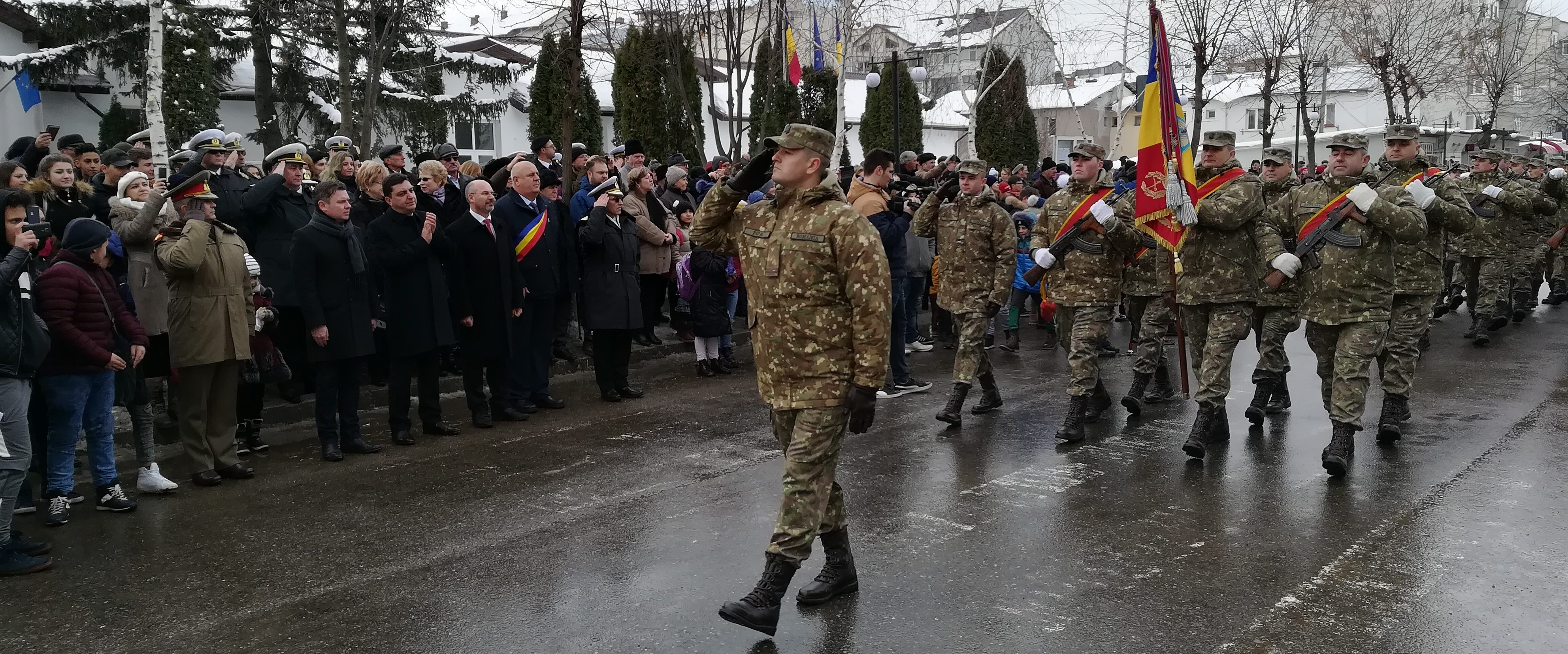 (AUDIO/FOTO) Iaşi: Marinarii militari şi şefii Statului Major Naval au comemorat victimele catastrofei feroviare din 1917