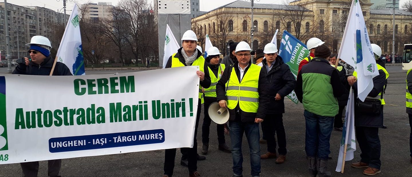 Protest al asociaţiilor care militează pentru Autostrada Iaşi – Târgu Mureş, vineri, la Guvern