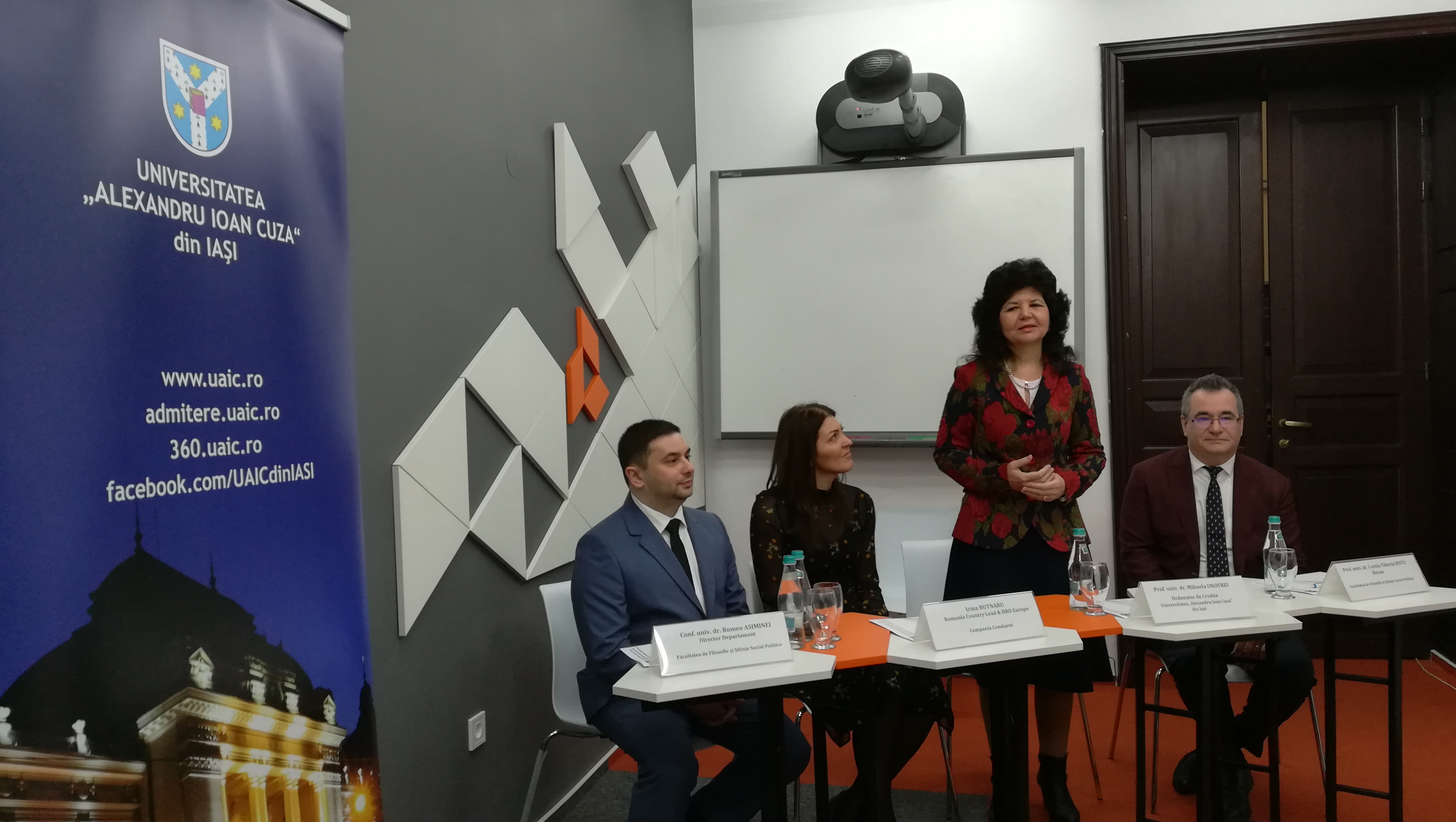 (AUDIO/FOTO) IAŞI: Laborator modern pentru studenţii UAIC