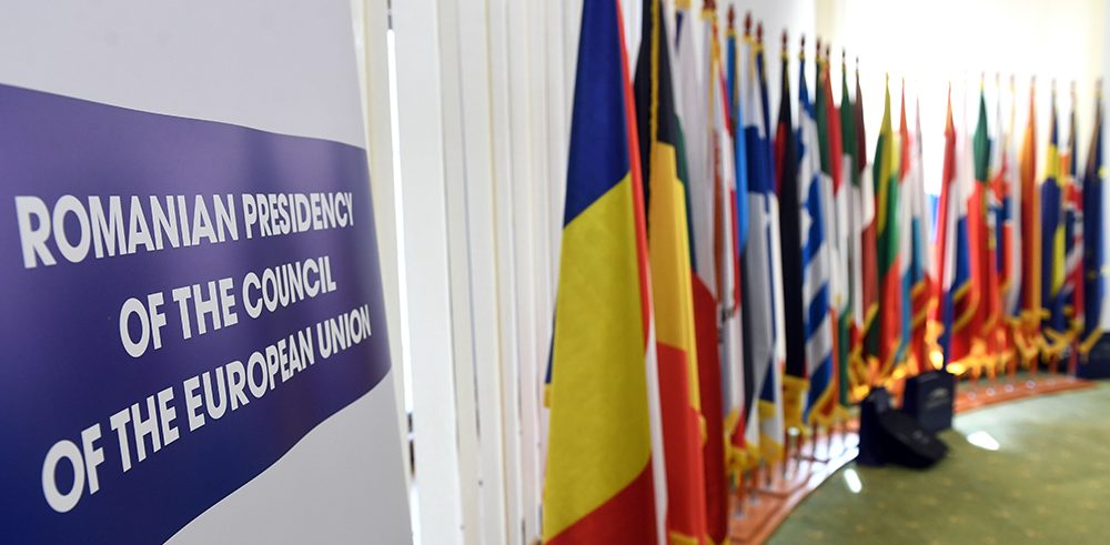 UE introduce măsuri de securitate mai stricte pentru cărţile de identitate