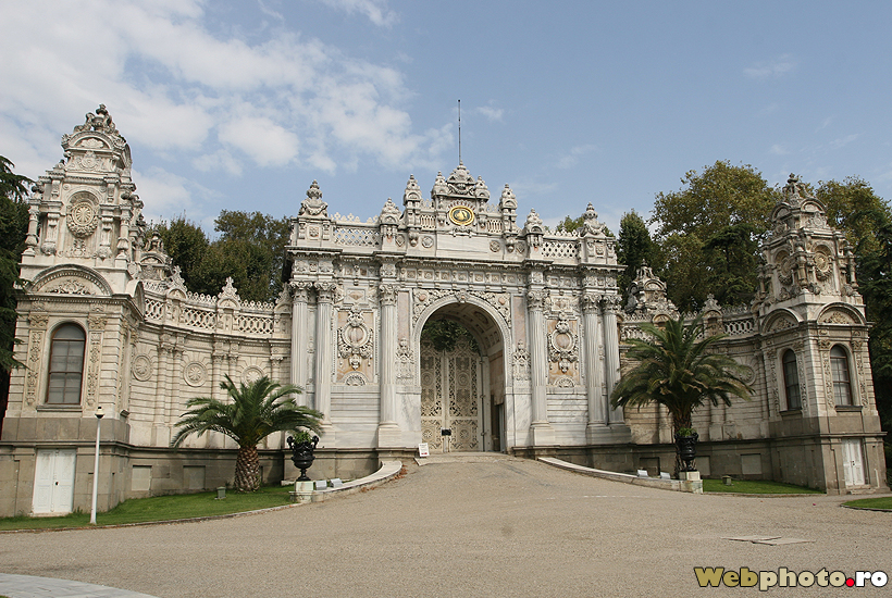 Palatul „Dolmabahce” din Istanbul (Turcia)