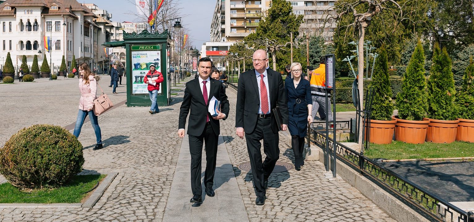 (FOTO) Iaşi: Primarul Mihai Chirica a primit vizita Ambasadorului Regatului Danemarcei în România