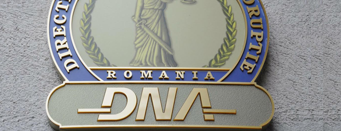 DNA Suceava: Trei polițiști și șase angajați ai Registrului Auto Român, trimiși în judecată