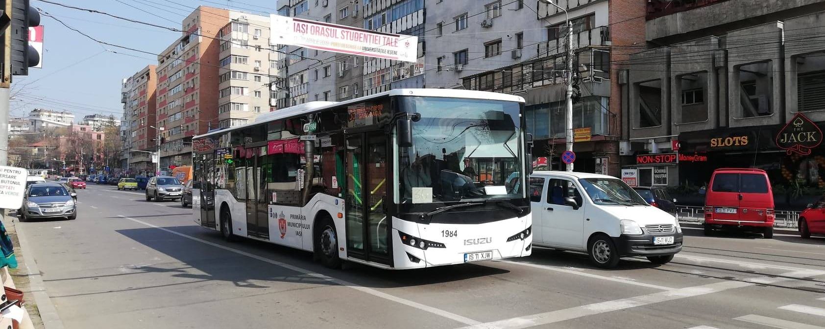 IAŞI: Mijloace de transport pentru credincioșii catolici, în noaptea de Înviere