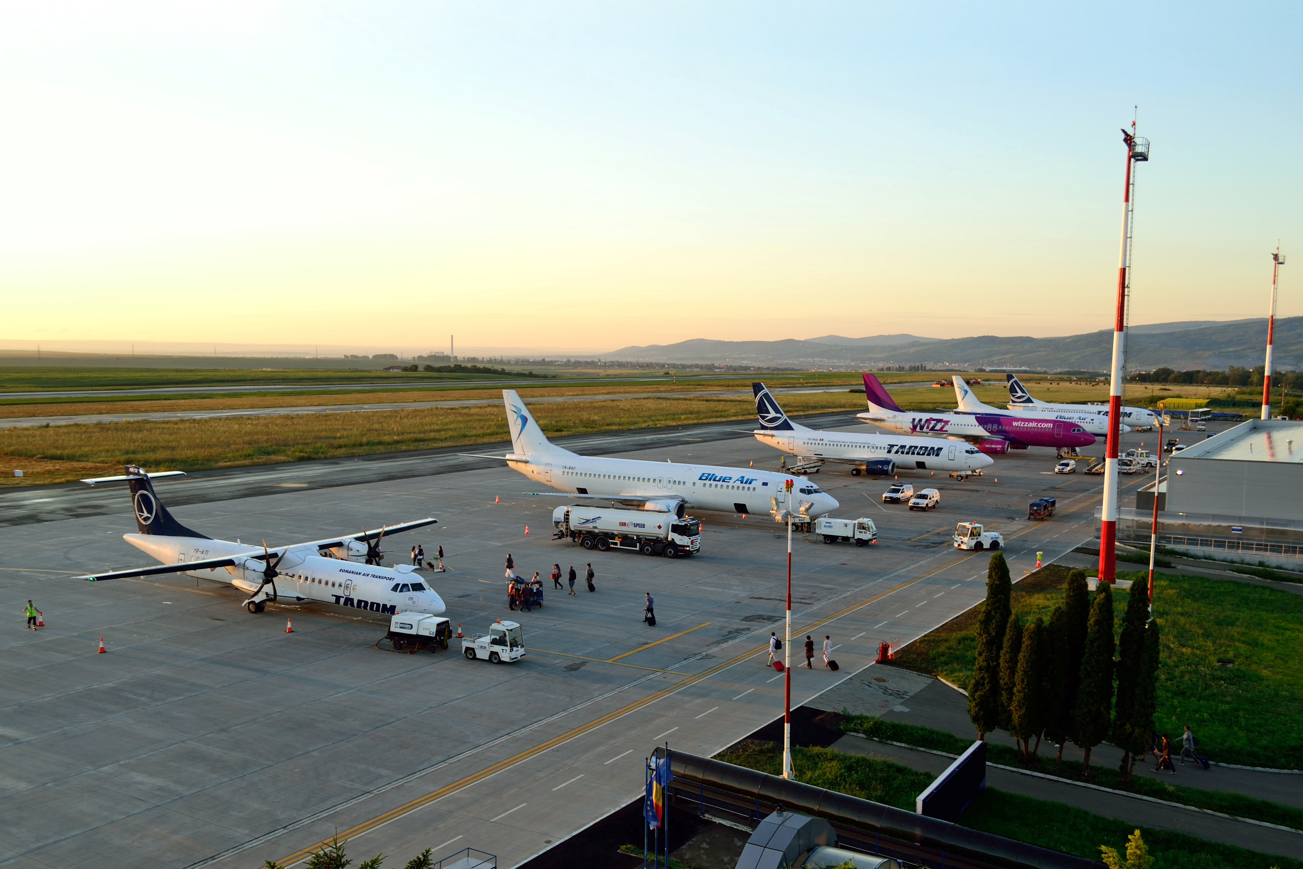 Traficul de pasageri pe Aeroportul Iași, în creștere. Noi zboruri charter, începând din această lună