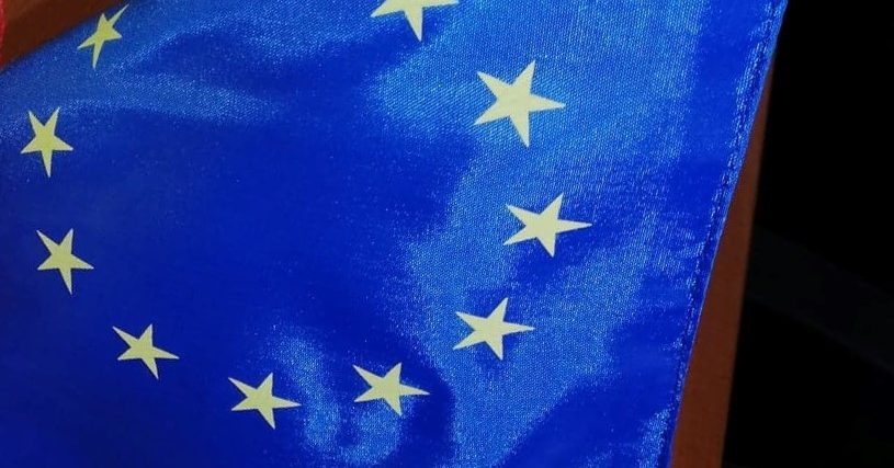 Eurostat: Peste 825.000 de persoane au obţinut cetăţenia UE în anul 2017