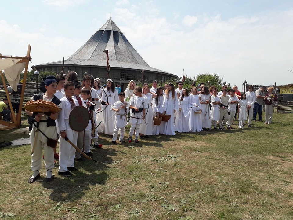 (AUDIO/FOTO) Iaşi: Festival inedit în acest weekend la Cucuteni – „GETODAVA”