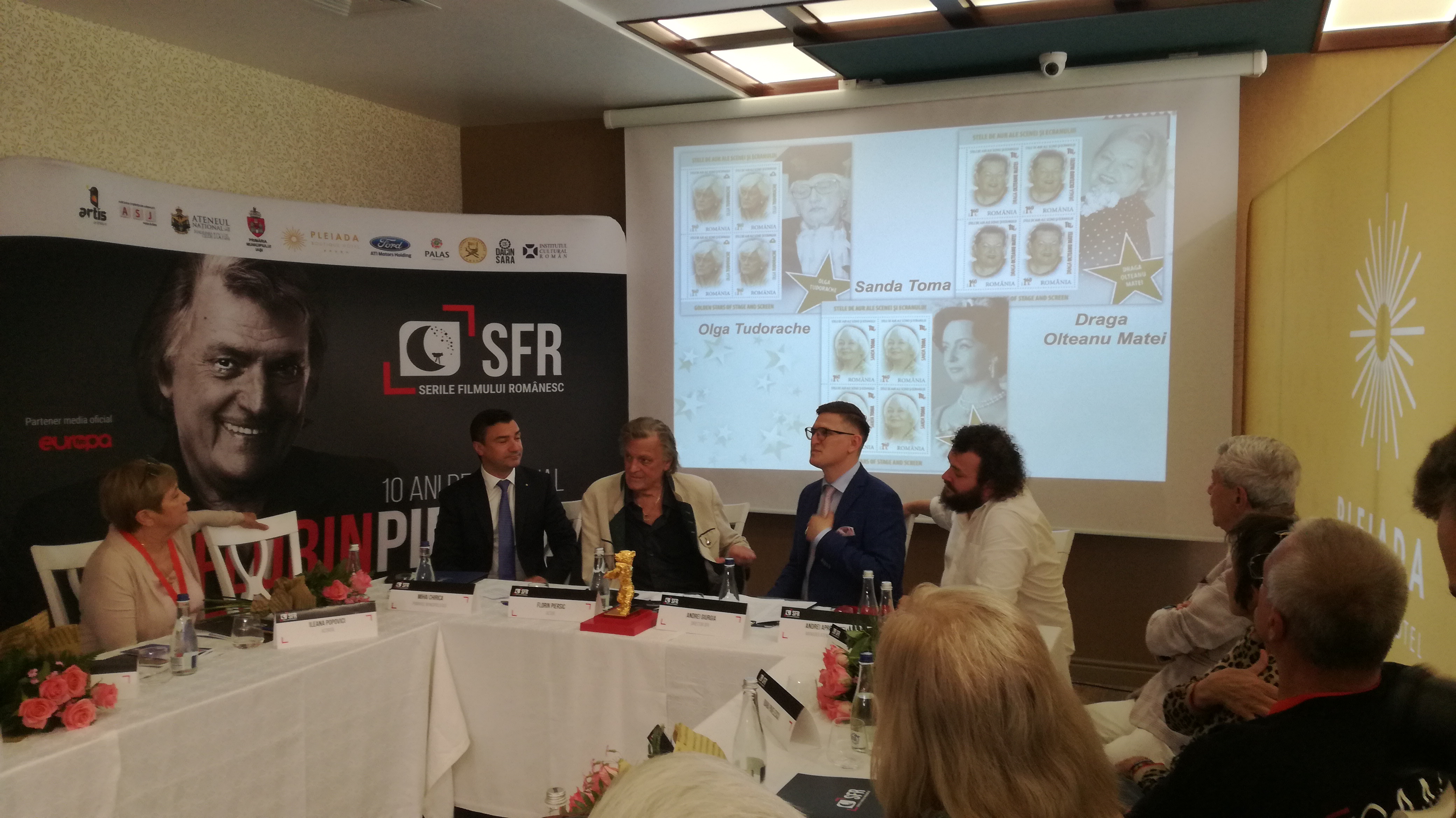 SFR: Actorul Florin Piersic primeşte titlul de cetăţean de onoare al Municipiului Iaşi