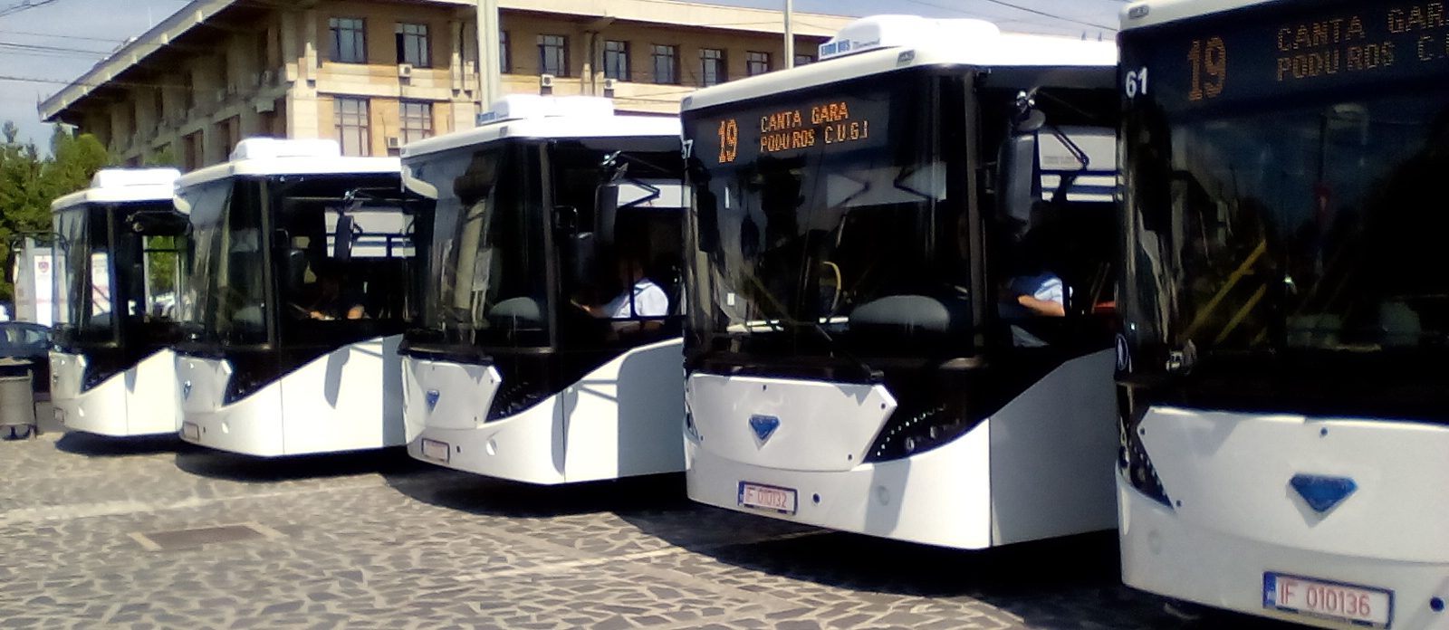 Galaţi: 40 de autobuze noi pentru transportul public în municipiul reşedinţă