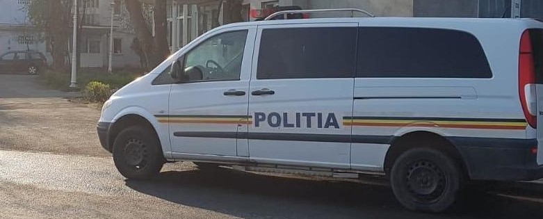 Botoşani: Percheziţii ale poliţiştilor în dosare de contrabandă şi furt