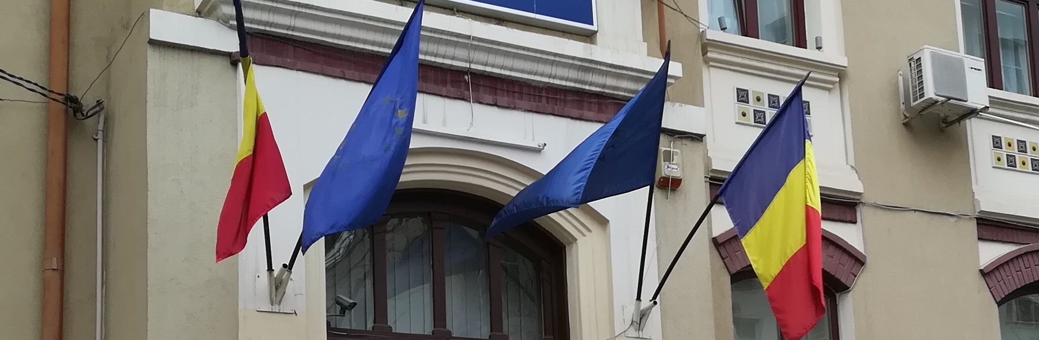 Ceremonie la Palatul Cotroceni; noii miniştri de la Justiţie, Fonduri Europene şi pentru Românii de Pretutindeni au depus jurământul