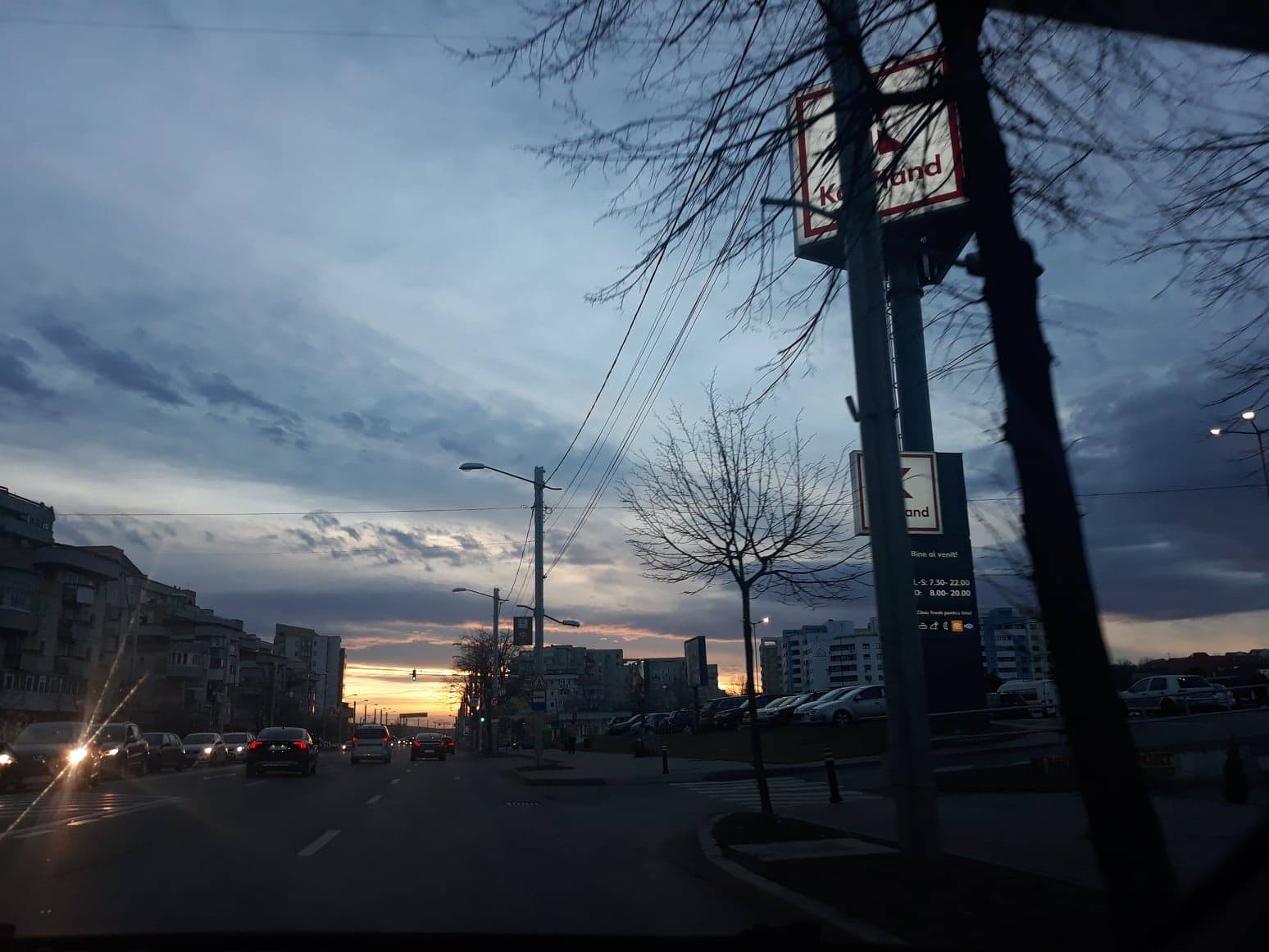 APM Iaşi: Vinerea verde! STOP! Maşina stă pe loc!