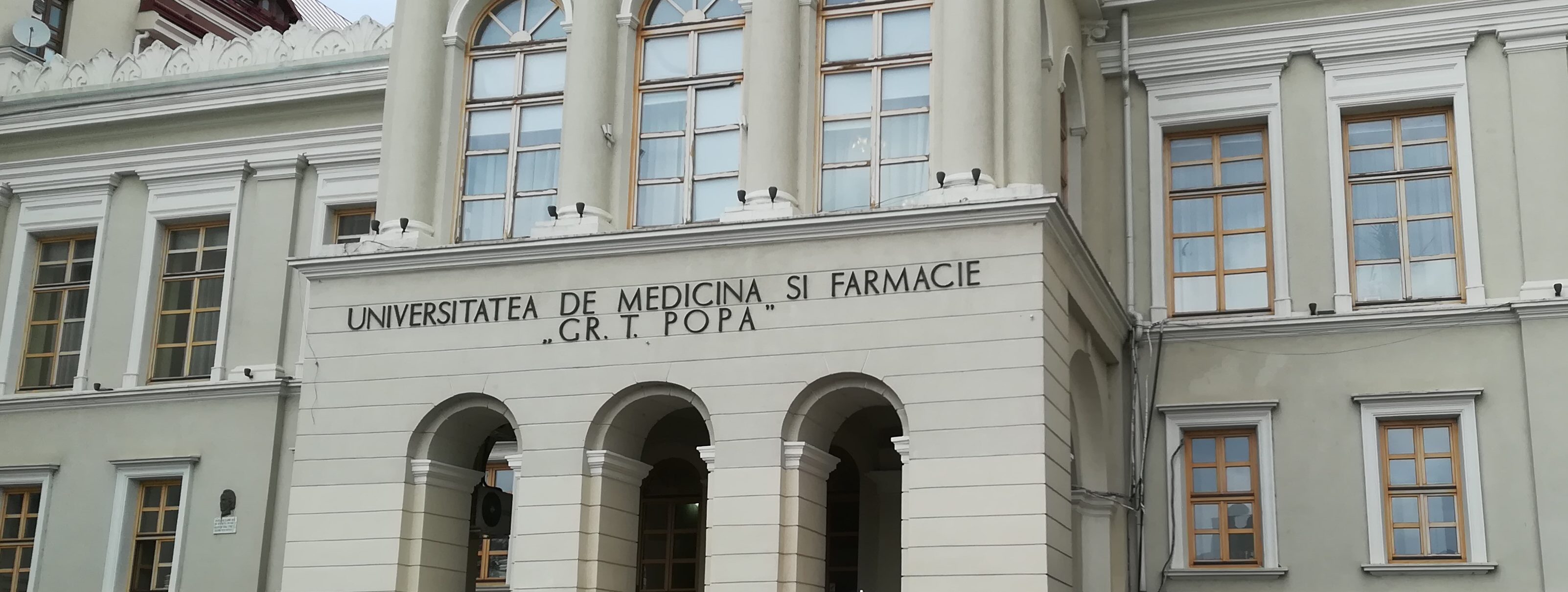 UMF Iași: O nouă sesiune de admitere la Facultatea de Farmacie