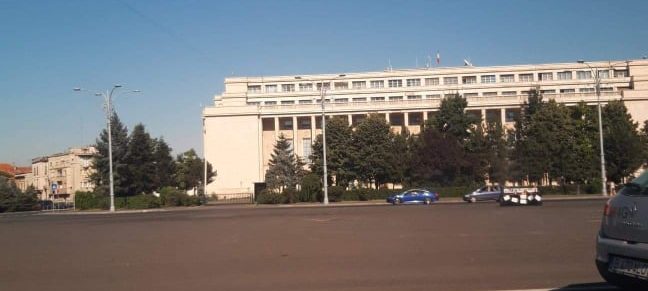 Camera Deputaţilor a respins, în sesiunea extraordinară, proiectul privind aministia şi graţierea