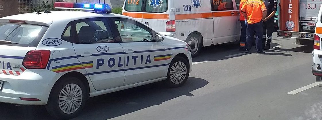 Galaţi: Două persoane grav rănite în urma coliziunii între trei autovehicule