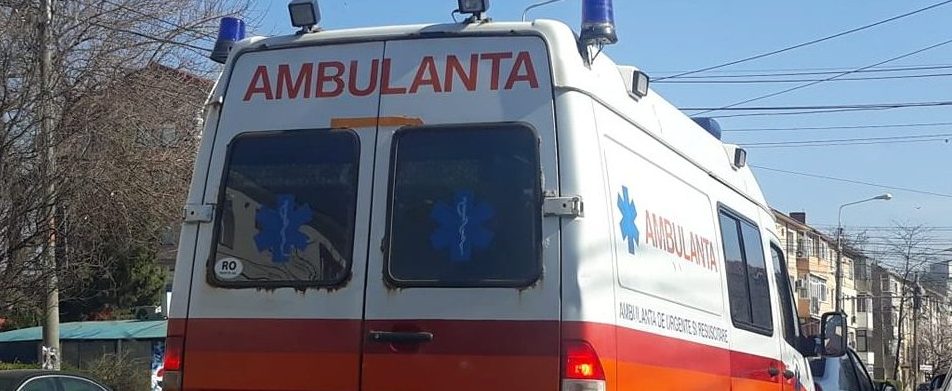 TRAGEDIE pe DN2A Slobozia – Urziceni. Un TIR a intrat pe contrasens şi s-a izbit de un microbuz plin de pasageri. 10 persoane au murit