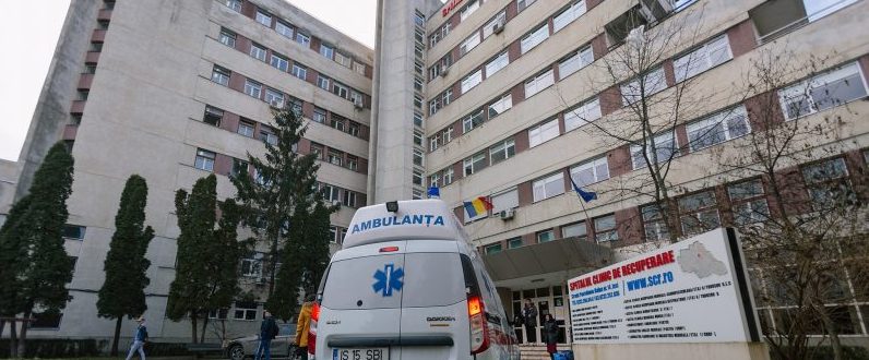 CAS Suceava: Managerii spitalelor publice şi medicii specialişti pot solicita prelungirea programului, cu decontarea serviciilor