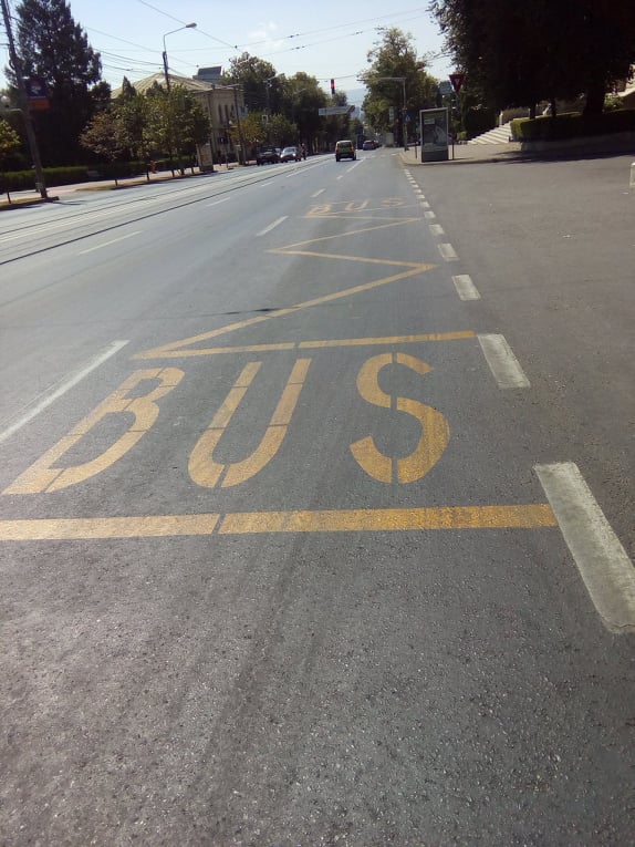 Autobuze puse la dispoziţia elevilor gălăţeni