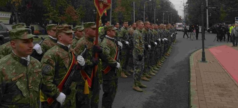 (GALERIE FOTO/ AUDIO) Iaşi: Manifestări prilejuite de Ziua Armatei Române