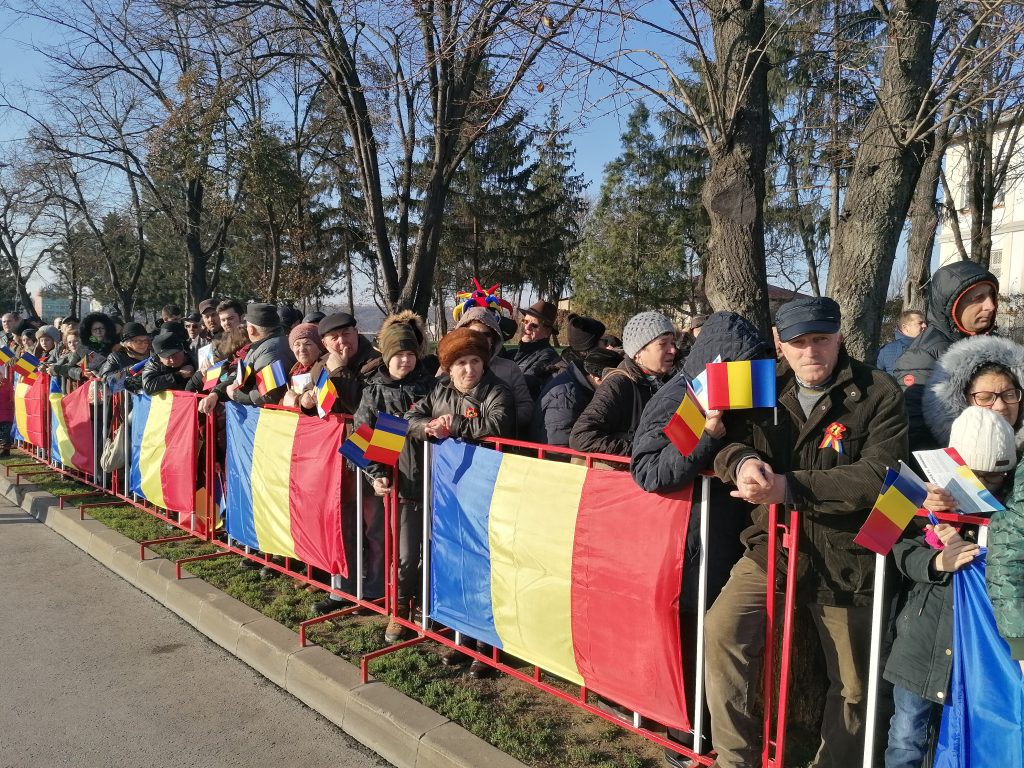 Mii de ieşeni au participat la manifestările de 1 decembrie. VEZI Programul evenimentelor