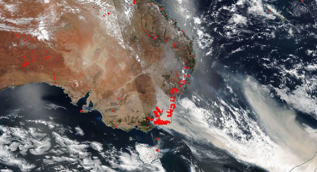 Devastatoarele incendii din Australia, văzute din spaţiu