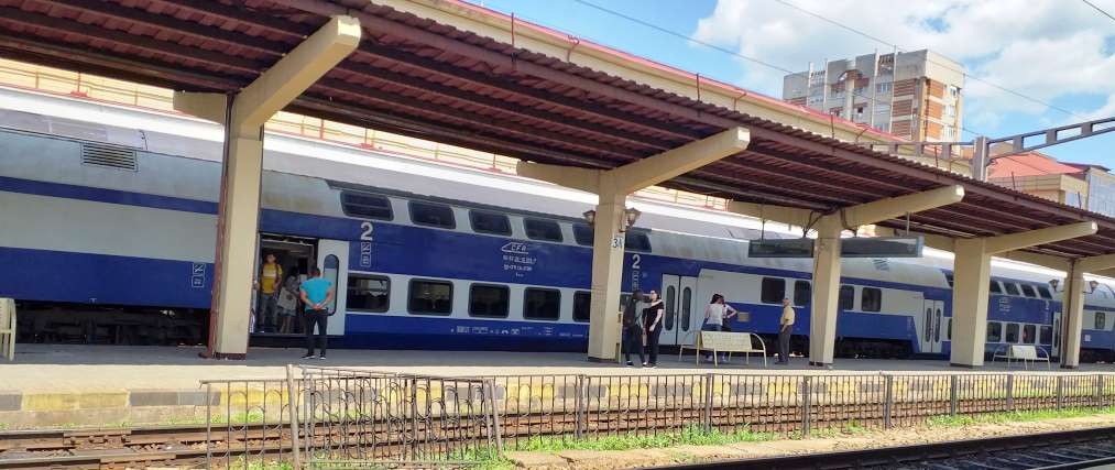 CFR Călători şi-a adaptat mersul trenurilor la condiţiile de circulaţie impuse prin Ordonanţele Militare