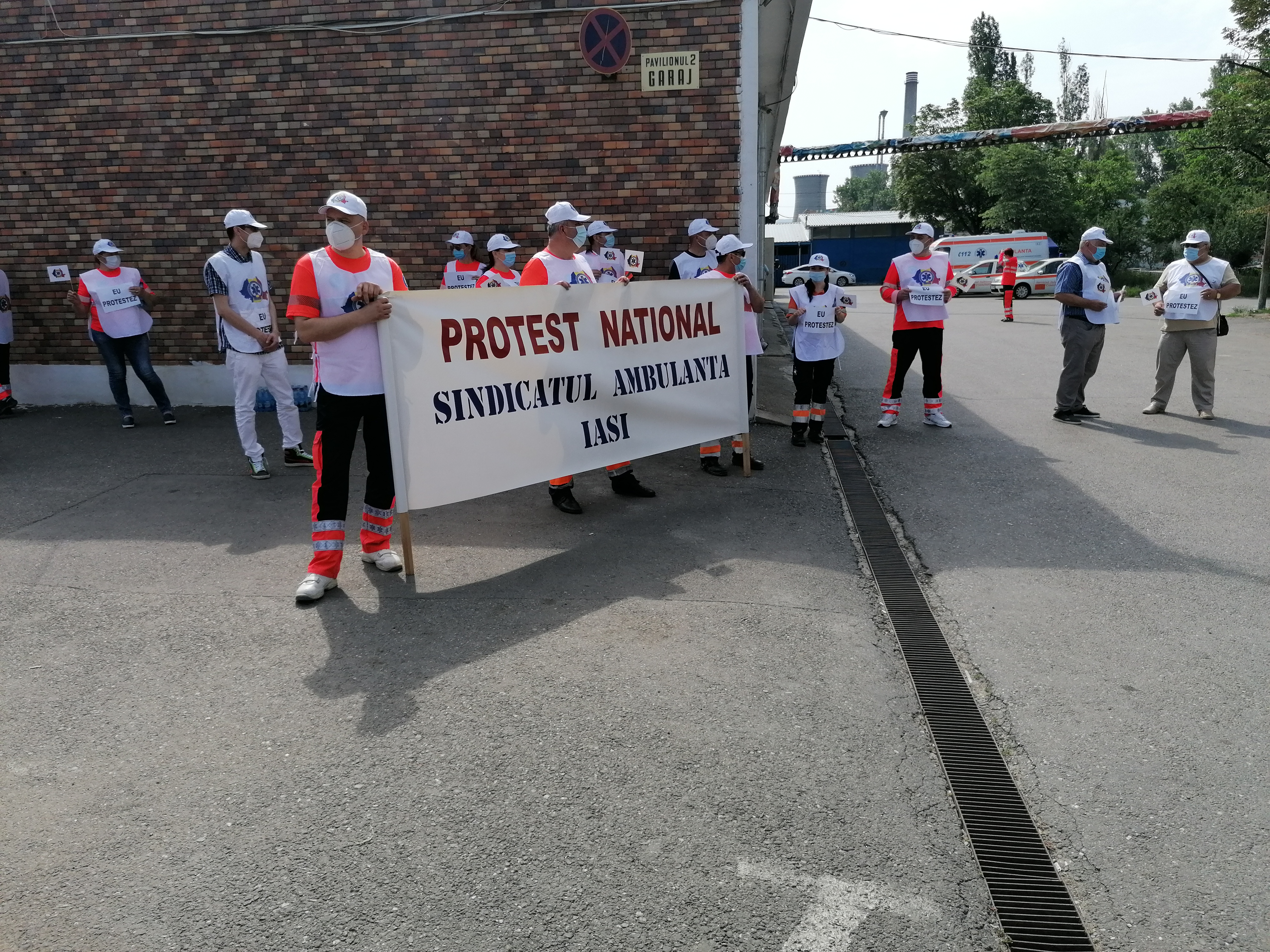 (AUDIO/FOTO) Protest și la Serviciul Județean de Ambulanță Iași