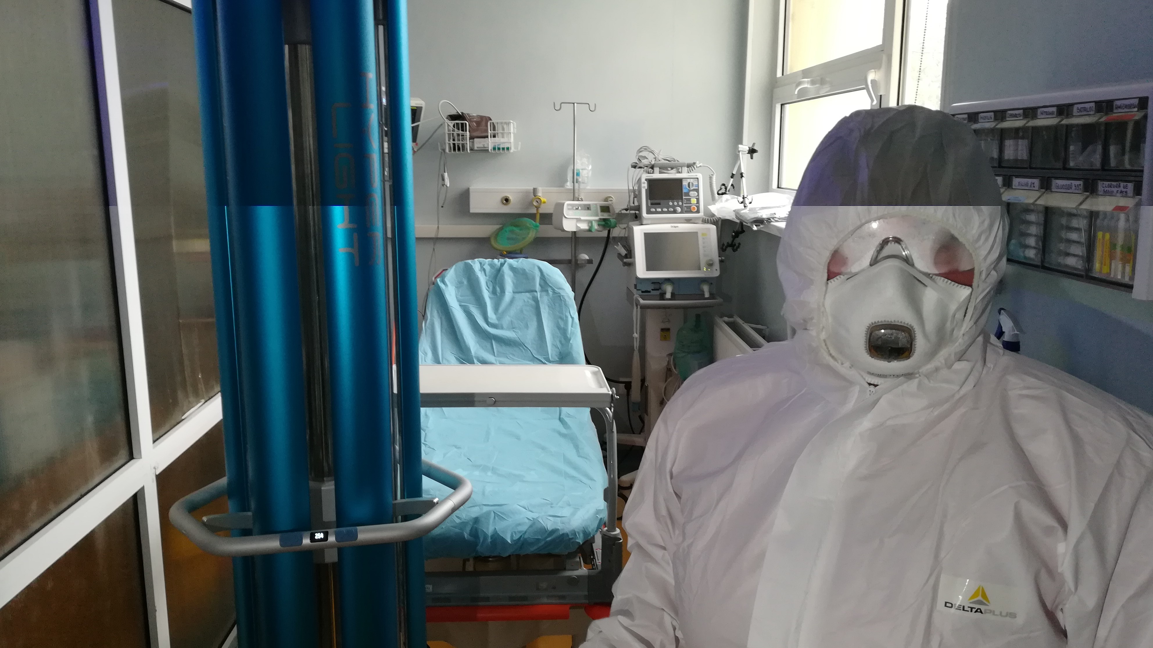 Pandemia de COVID-19 a făcut cel puţin 400.581 de morţi în lume de la apariţia sa în decembrie în China