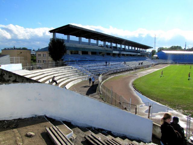 Suceava: Stadionul Areni a fost închis, după ce trei fotbalişti au fost confirmaţi cu COVID-19