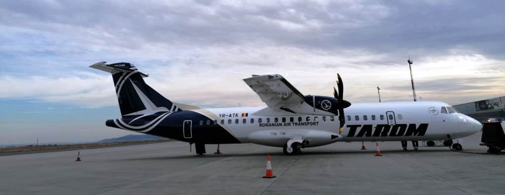 TAROM va despăgubi călătorii care au achiziţionat bilete direct de la companie, după perturbările de trafic