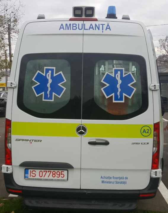 (FOTO) Iaşi: Institutul de Psihiatrie Socola a achiziţionat prima ambulanţă din ultimii aproape 30 de ani