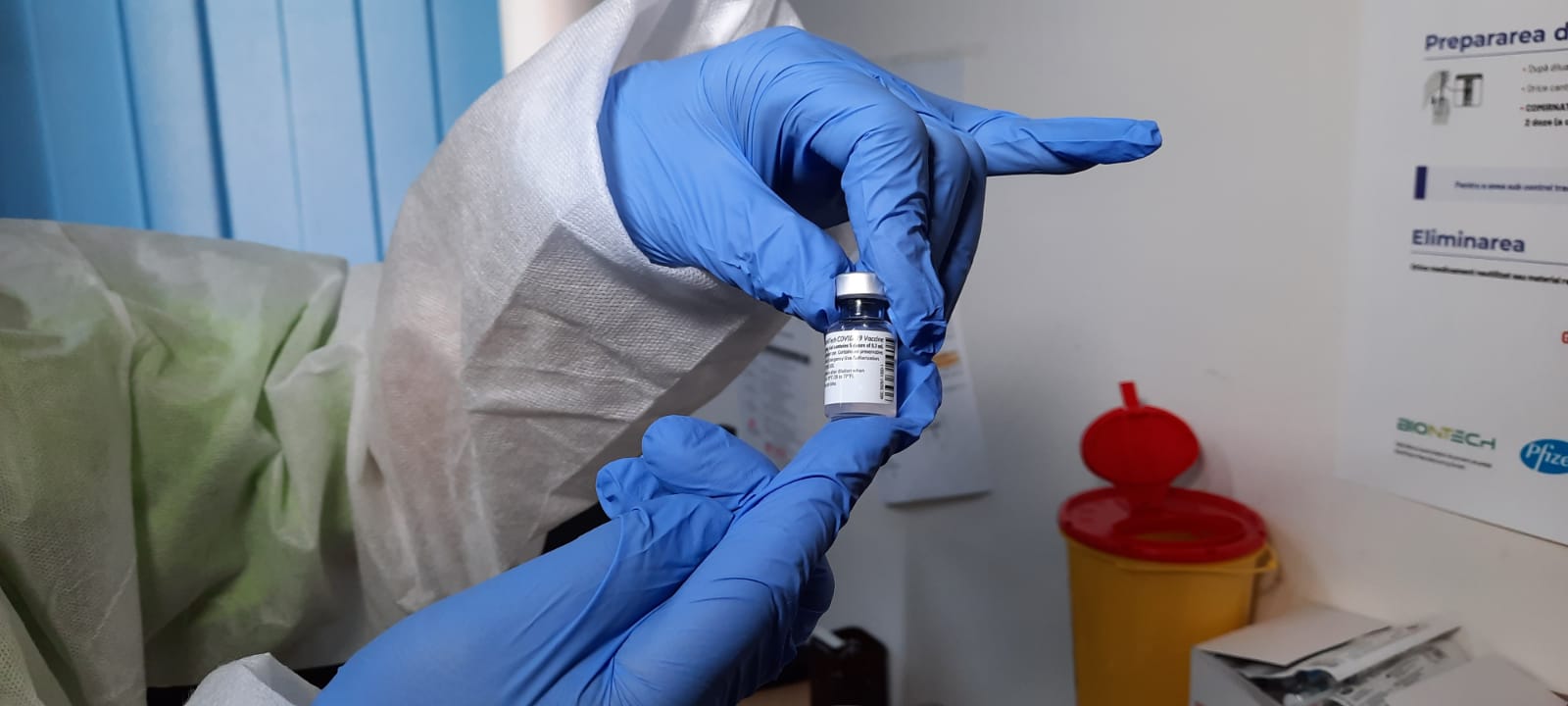 Coronavirus: Pfizer anunţă rezolvarea problemei logistice care a întârziat livrarea vaccinului către 8 state din UE