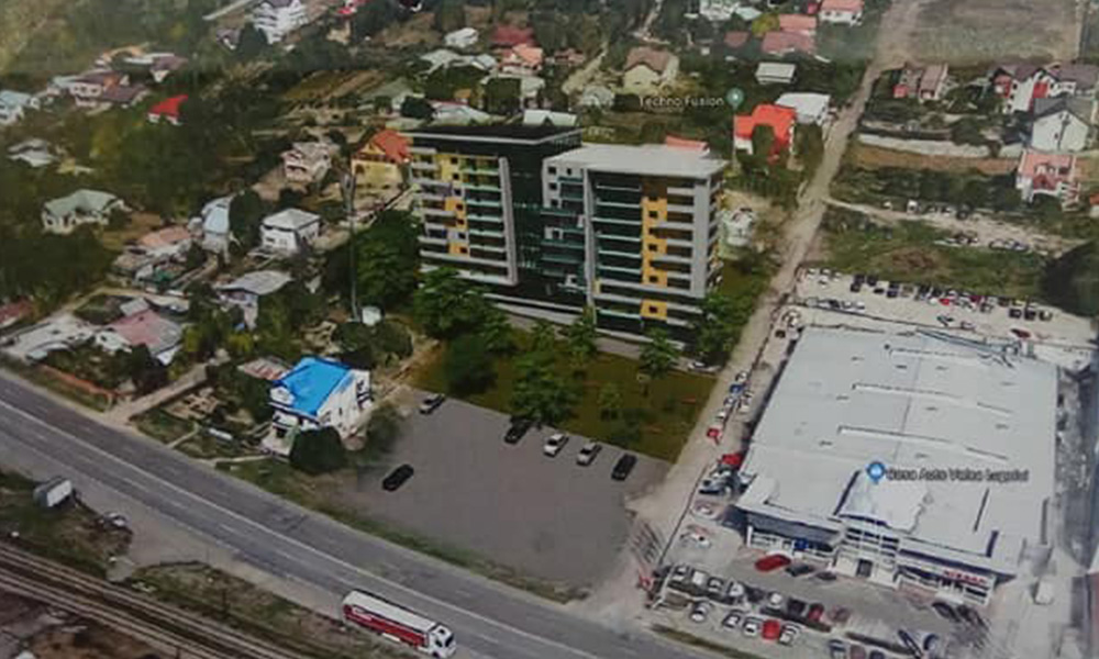 Vrancea: Şaisprezece apartamente dintr-un bloc social reabilitat au fost predate chiriaşilor