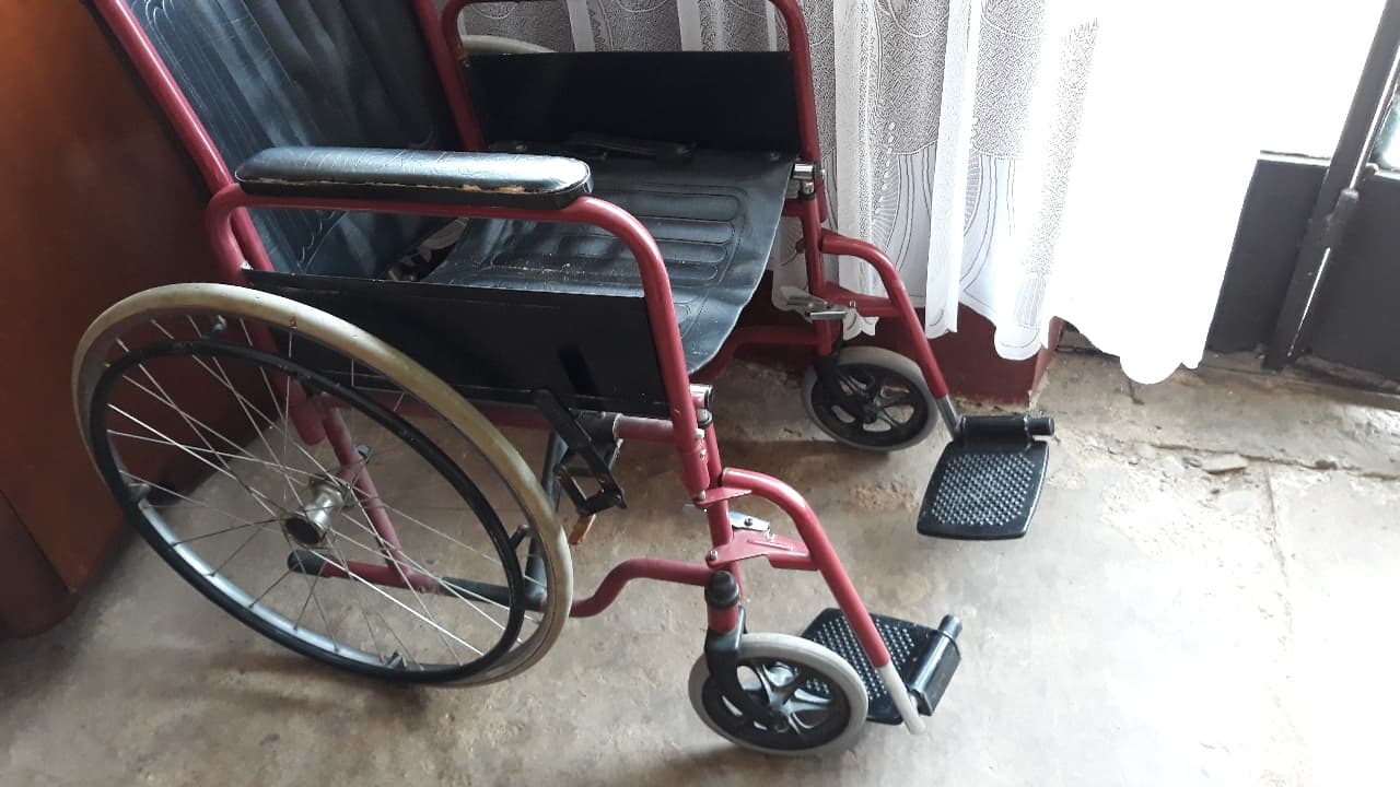 (AUDIO) Botoșani: Protest al asistenților personali care îngrijesc persoane cu dizabilități